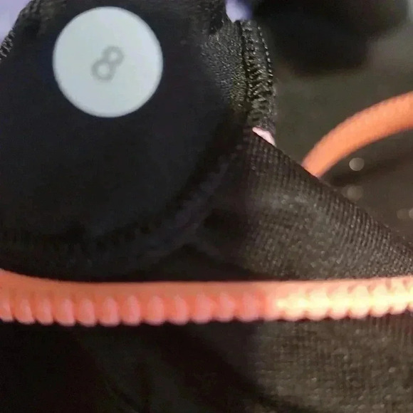 Lululemon Vinyasa Surf Tank Size 8 Black / Bleached Coral /Pop Orange Yoga - Picture 3 of 3